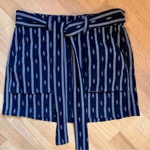 Belted striped skirt with pockets